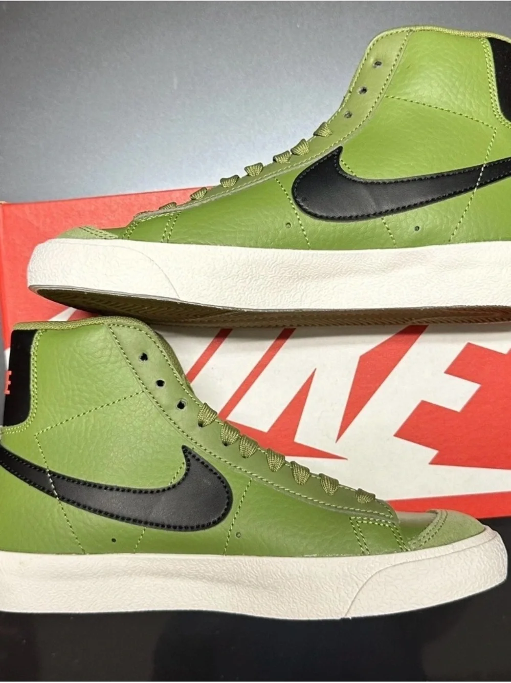 Nike Blazer Mid 77 Shoes 4Y Asparagus Green Black Crimson DH1017-300 NEW!
